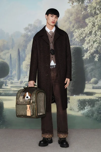 Look 14